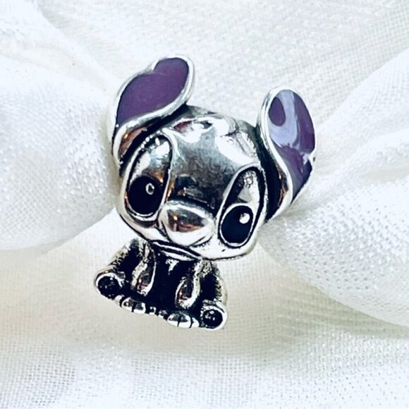 🌺 NWOT Stitch Charm – Lilo & Stitch ✨ - Picture 6 of 11